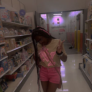 Meet your Posher, Taylor